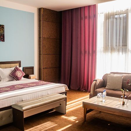 Hotel Shumon Dušanbe Exteriér fotografie