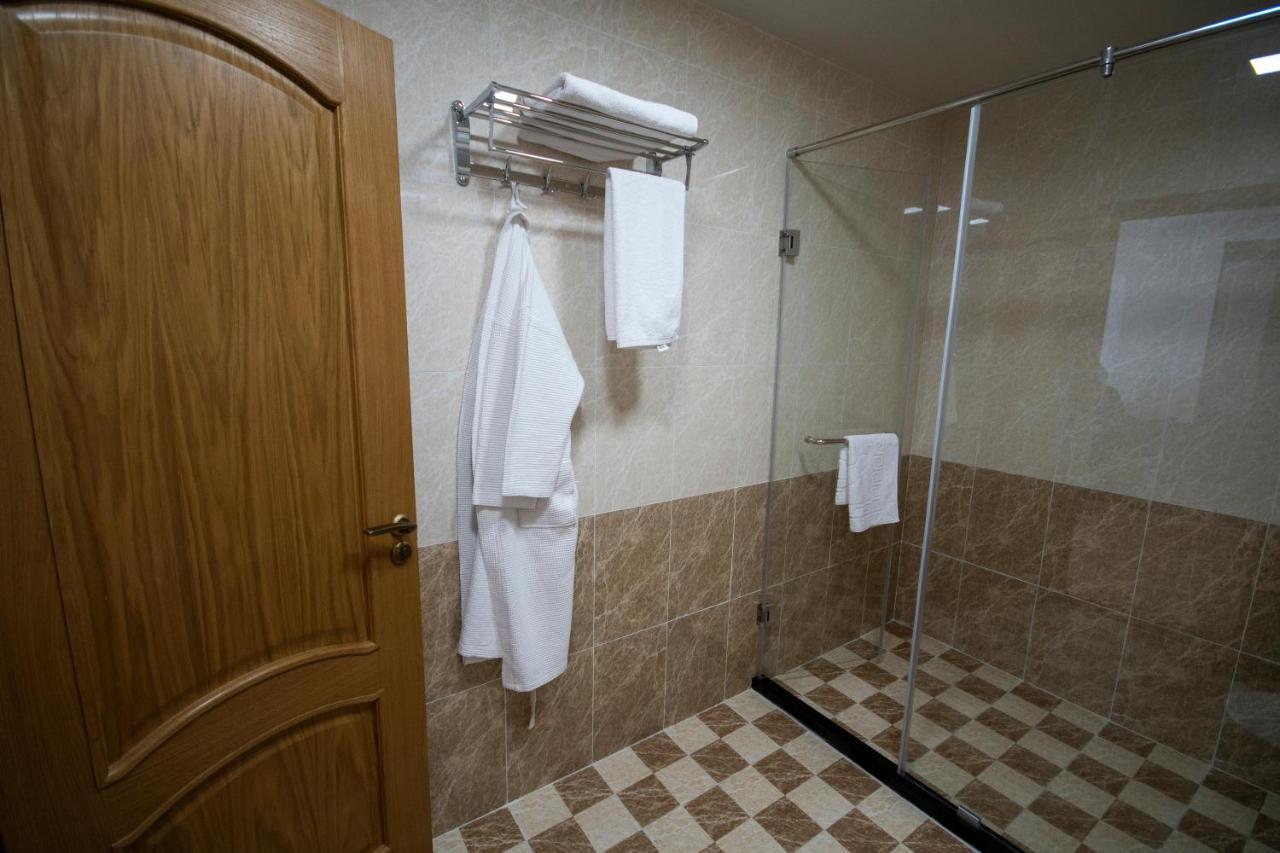 Hotel Shumon Dušanbe Exteriér fotografie