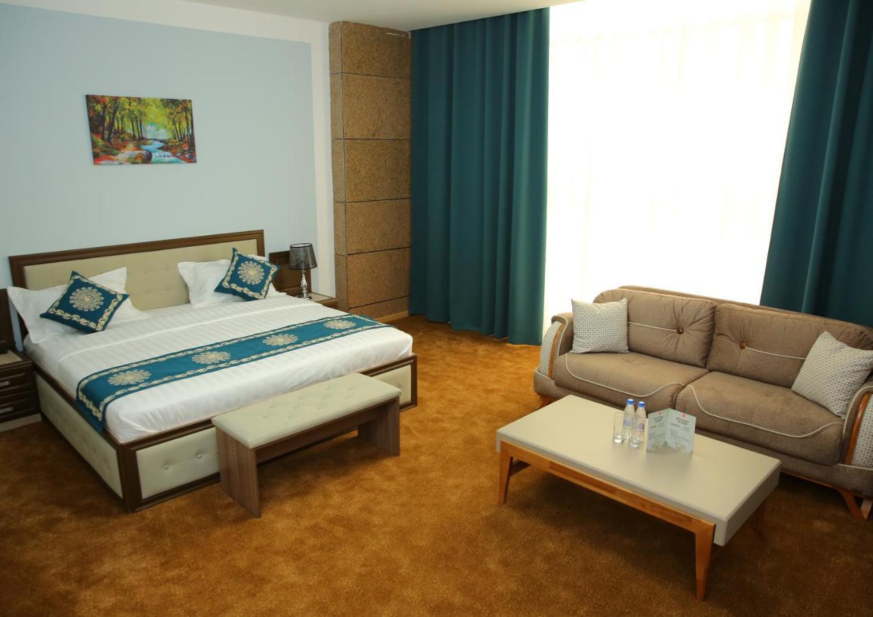 Hotel Shumon Dušanbe Exteriér fotografie